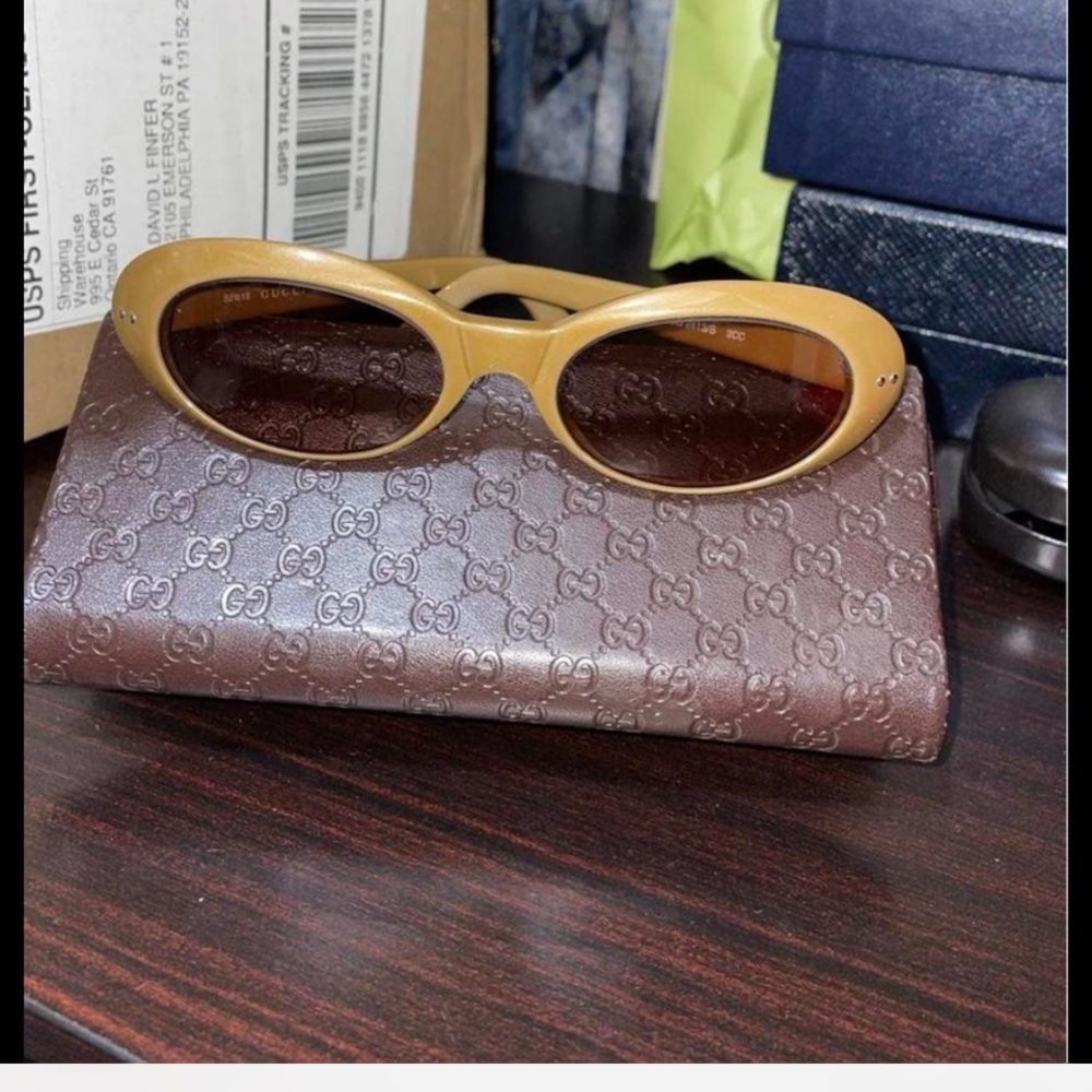 100% Authentic Vintage Gucci Chic Cat Eye Sunglasses,
